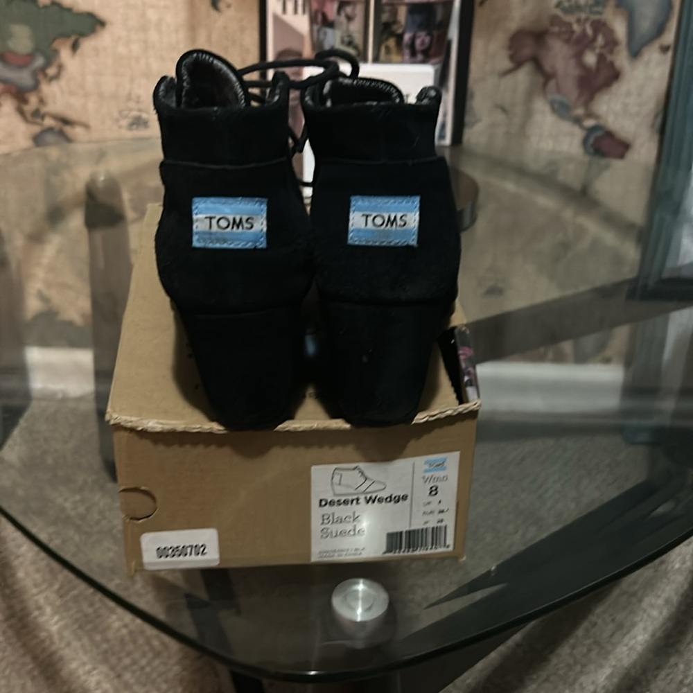 Toms Booties - Picture 2 of 4